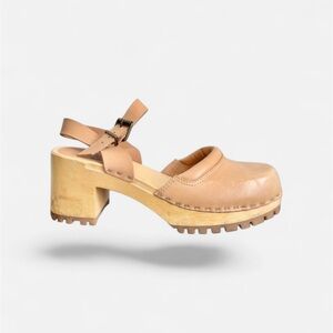 MIA Kaolin Nude Leather Clog Sz 8